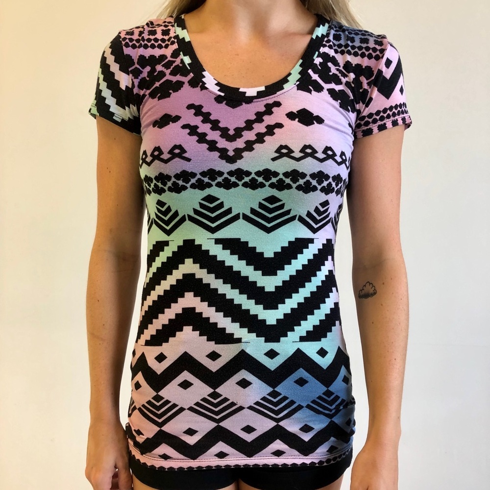 Patterned Short Sleeve Shirt